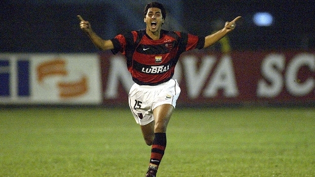 Athirson Flamengo Comemora Gol Futebol Campeonato Brasileiro Gazeta Press Athirson Flamengo Comemora Gol Futebol Campeonato Brasileiro Gazeta Press