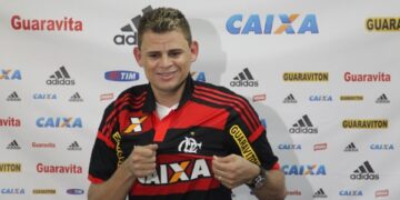 Sem chances no Flamengo Jonas deve ser emprestado para a Ponte Preta