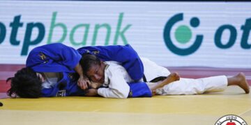 Sarah Menezes ganha bronze no Grand Slam de Paris