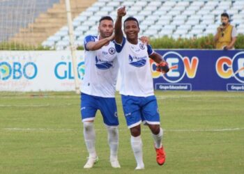 Altos goleia e confirma classificação; Fla-PI perde para Parnahyba e dá adeus ao Piauiense