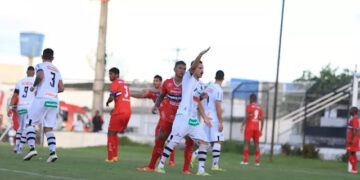 Na estréia de Vica, River não sai do 0 a 0 contra o ASA