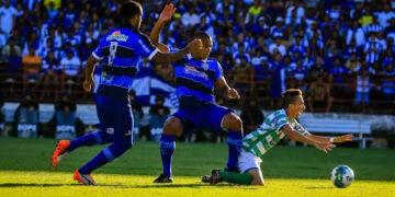 Altos perde por 3 a 0, dá adeus a invencibilidade e terá que golear o CSA em Teresina