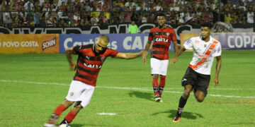 Em jogão, River perde para o Vitória por 3 a 2 e terá que vencer em Salvador para se classificar