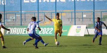 Série B 2022: Comercial e Ferroviário vencem e estão perto da elite
